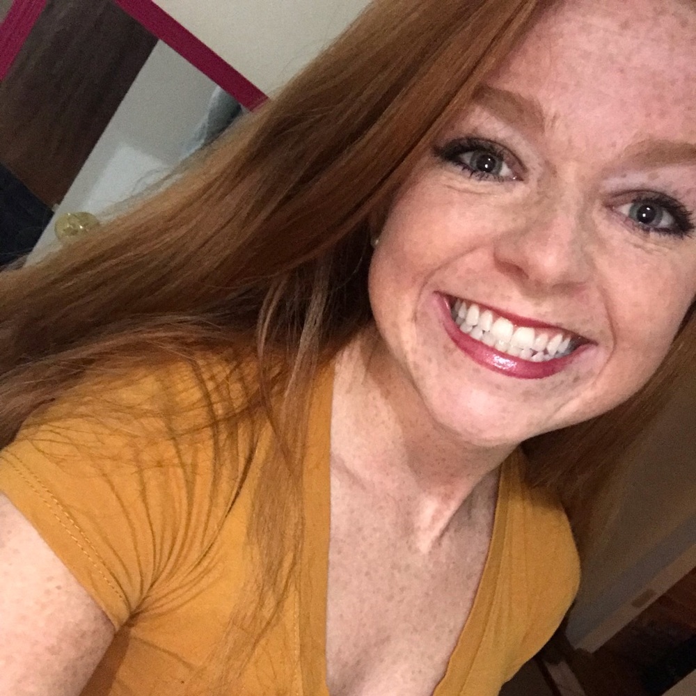 Meet your Posher, Chloe